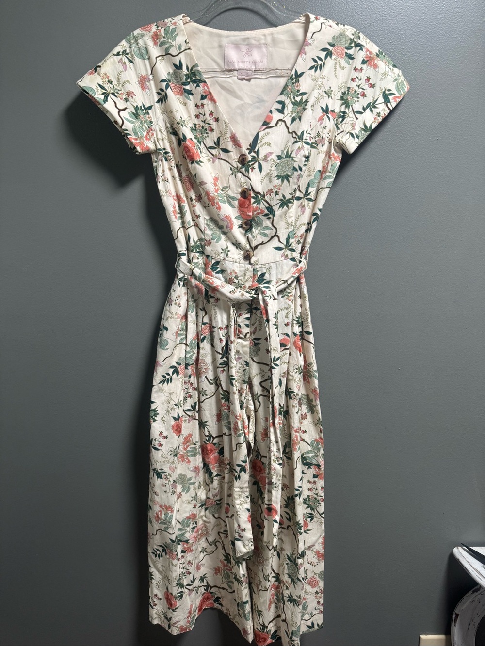 Gal Meets Glam Anthropologie Sophia Floral Tie-Waist Jumpsuit Size 2 - Picture 5 of 12